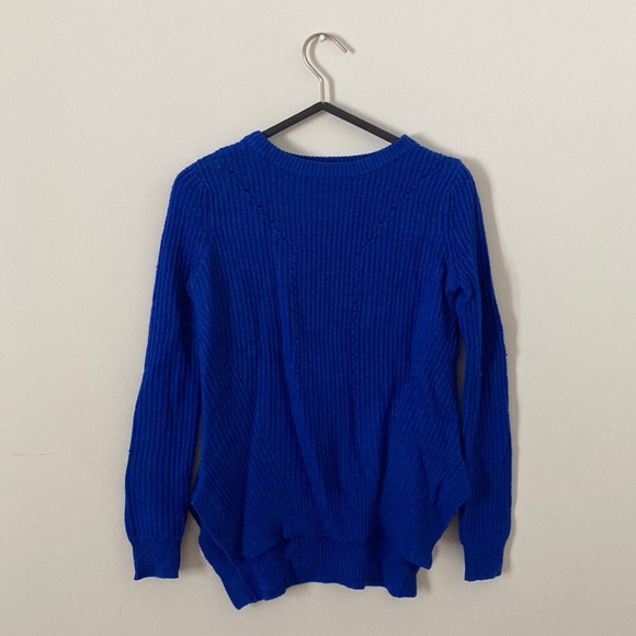 Royal bleu sweater - Picture 1 of 3